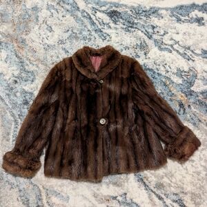 Luxurious Brown Mink Fur Coat